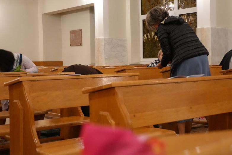 Deszcz róż obiecanych przez Św. Teresę